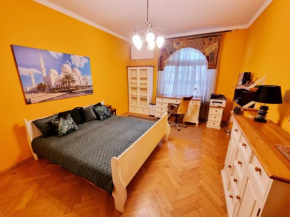 Cracow Old Town Luxury Apartment